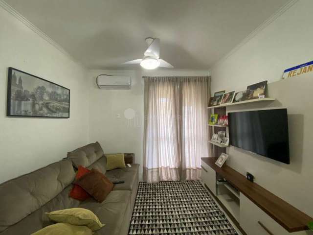 Apartamento semi mobiliado