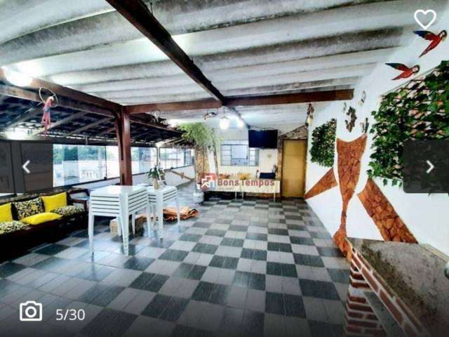 Casa com 3 dormitórios, 1 suite, 2 vagas, salão de festascom churrasqueira à venda, 527 m² por R$ 800.000 - Ponte Rasa - São Paulo/SP