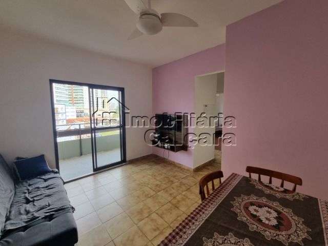 Apartamento com 02 dormitórios no Caiçara á 200 metros da praia!!!