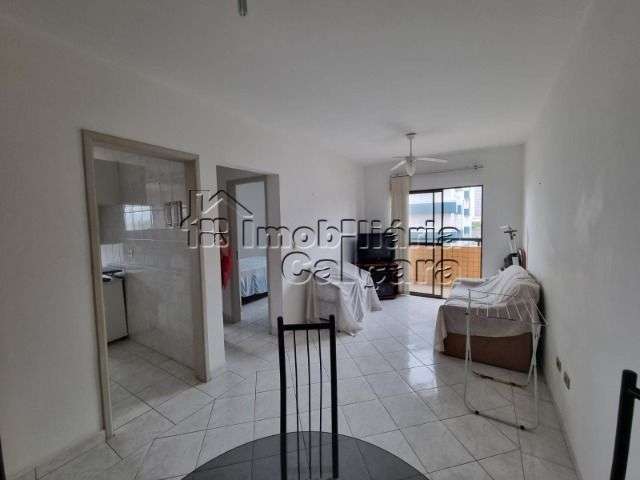 Apartamento com 01 dormitório, no Caiçara á 100 metros da praia!!!