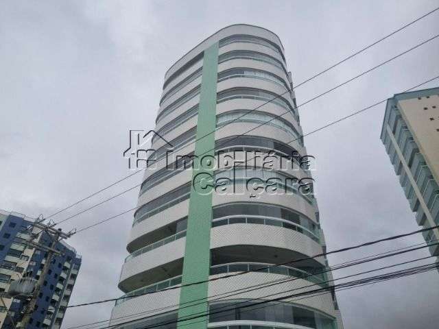 Lindo apartamento em prédio frente mar á venda no Jardim Real!!!!!