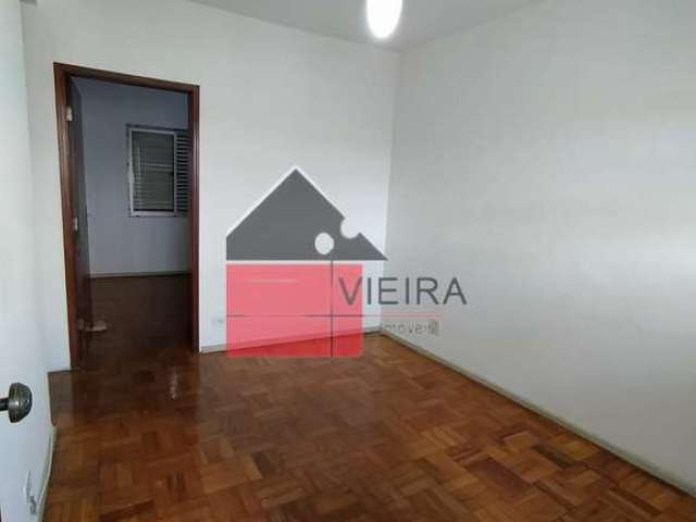 Um ótimo apartamento à venda, próximo do Parque da Aclimação, com 2 dormitórios, sala, cozinha, 1 b