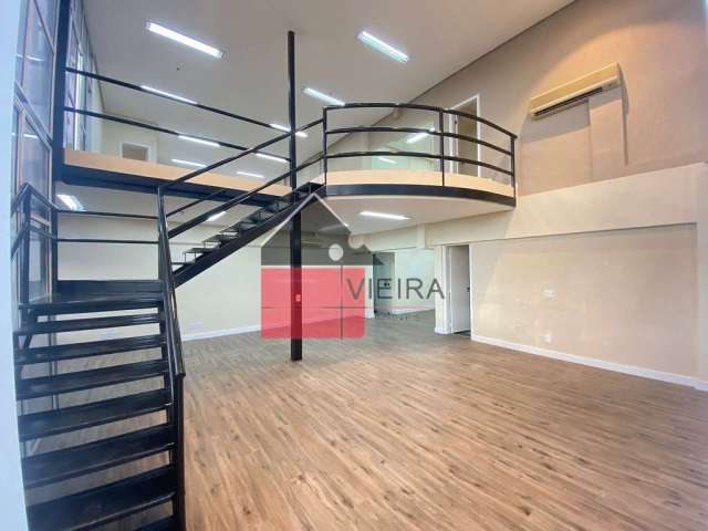 Linda Sala Comercial Reformada em Cobertura Duplex - Localizada na Rua Vergueiro . Sala à venda , V