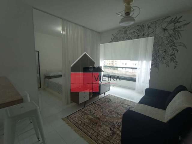 Lindo Studio à venda, Cambuci, São Paulo, SP. Apartamento 100% de moveis planejado, sacada  envidra