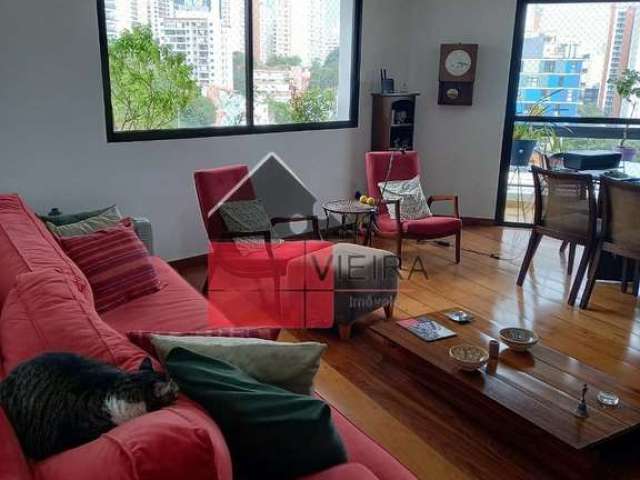 Apartamento à venda, 3 dormitorios, sendo uma suite, sala dois ambientes, cozinha, dependencia de e