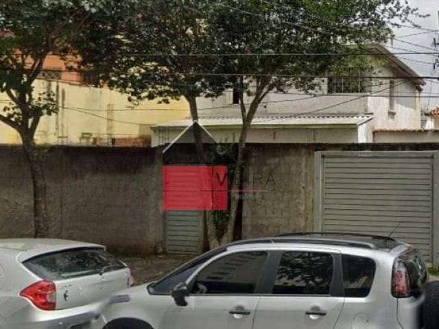 Sobrado à venda para demolição no Cambuci, com área total do terreno de 484m², (12,10m X 40m) São P