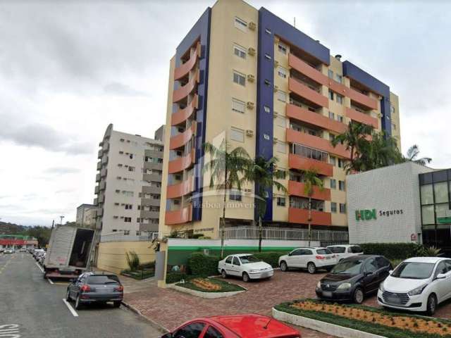 Apartamento com 03 Quartos e com 02 sacadas no bairro América !!