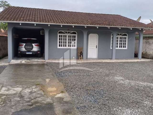 Casa a venda no bairro Morro do Meio !