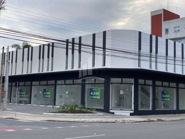 Sala comercial com mezanino a venda no bairro Anita Garibaldi !!