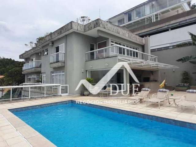 Mansão com 4 Suites vista mar  à venda, 516 m² por R$ 8.500.000 - Marapé - Santos/SP