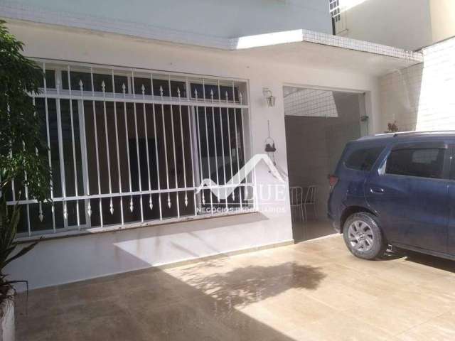 Casa com 3 dormitórios à venda, 161 m² por R$ 1.590.000 - Boqueirão - Santos/SP