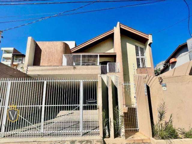 Casa com 3 dormitórios para alugar, 210 m² por R$ 4.334,00/mês - Vila Maringá - Jundiaí/SP
