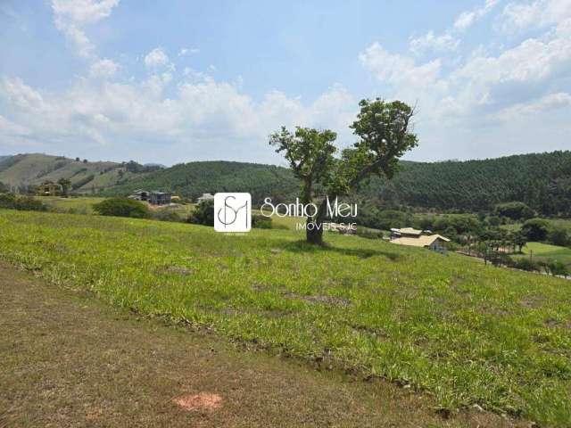 Terreno à Venda - Condomínio Village Parahybuna, Paraibuna/SP