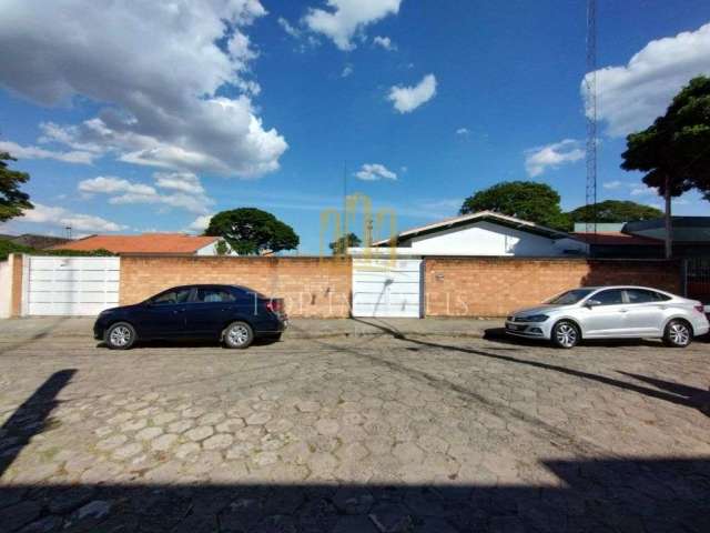 Ótima Casa/Comercio no Centro de São José dos Campos Terreno 624 metros