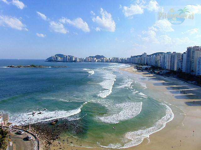 Praia das Pitangueiras - Local nobre, frente total para o mar !!!