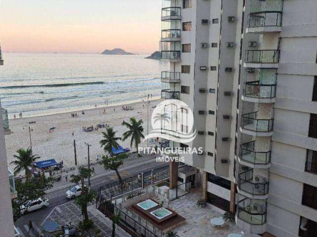 Apartamento duplex com excelente vista para o mar, à 40 metros da praia na pitangueiras.