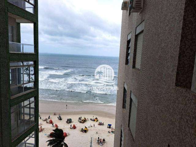 Apartamento frente ao mar, com vista, são 3 dormitórios sendo 1 suíte.