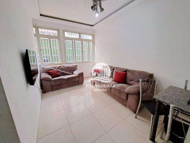 Apartamento no Centro do Guarujá, 1 quadra da praia.