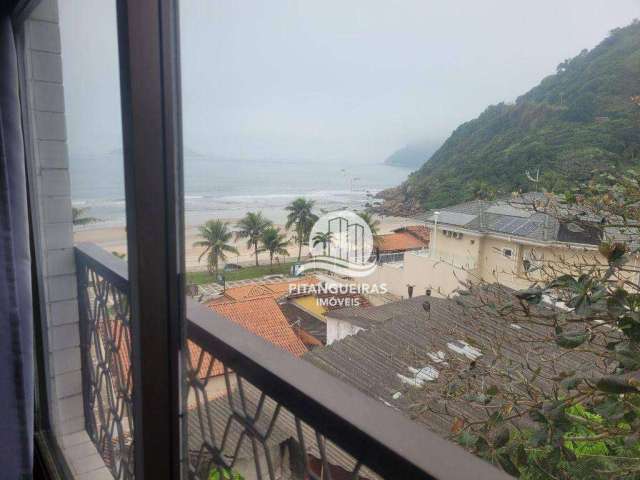 Lindo e aconchegante apartamento de 2 dormitórios na Praia do Tombo tendo uma maravilhosa vista para o Mar.