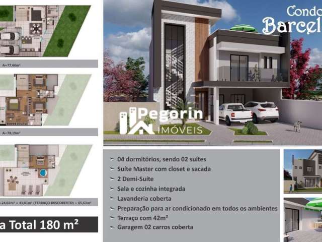 Sobrado Triplex em condomínio à venda no bairro Uberaba - Curitiba/PR