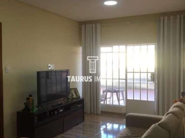 2 Casas no Terreno, 350 m², à venda por R$795.000