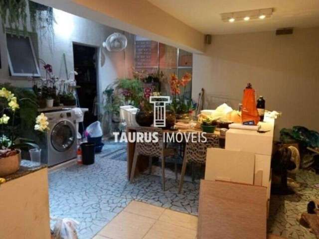 4 casas, 6 quartos, 250 m², à venda por R$1.150.000