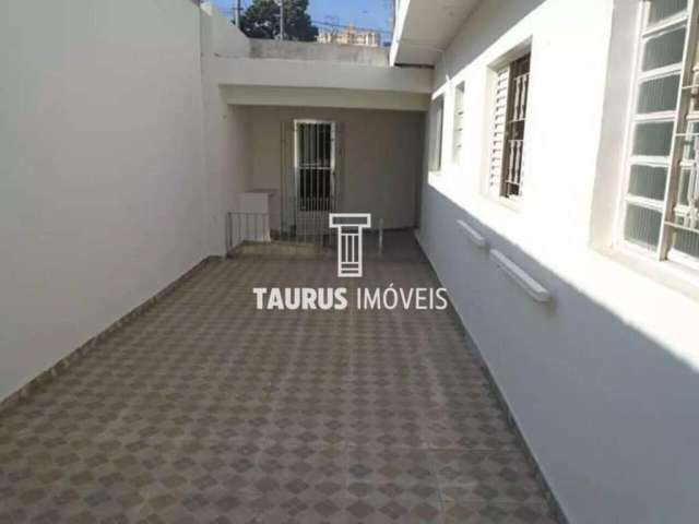 3 casas, 5 quartos, 230 m², à venda por R$800.000