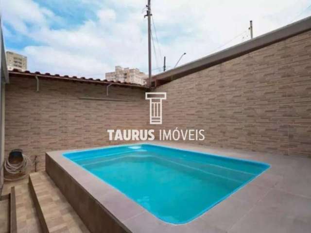 Casa 2 quartos com piscina, 175 m², à venda por R$900.000