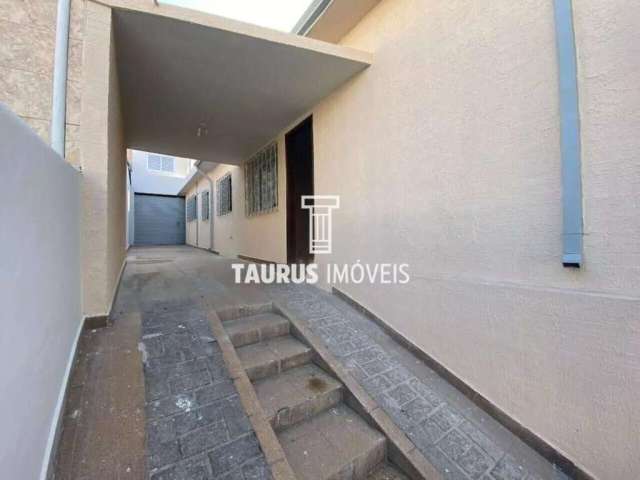 Casa 3 quartos, 159 m², à venda por R$700.000