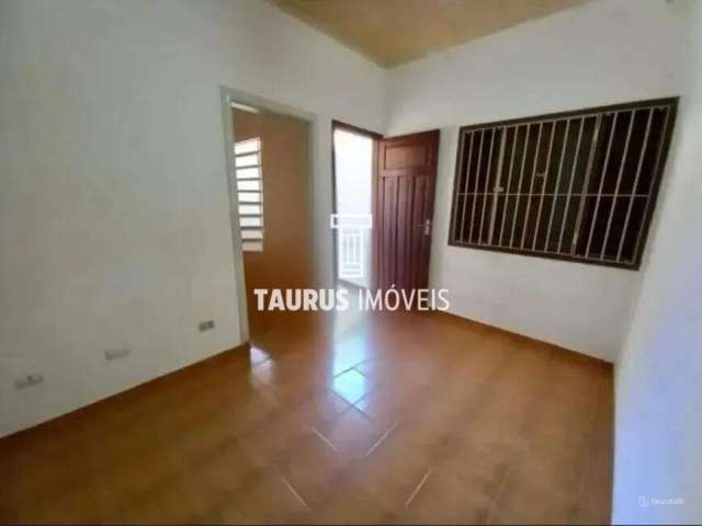 Casa 3 quartos, 214 m², à venda por R$ 745.000