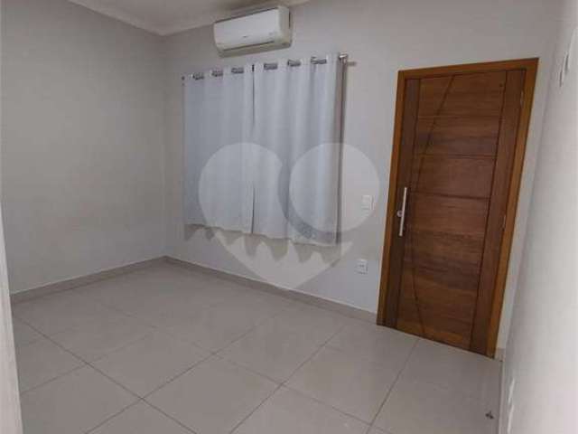 Casa com 2 quartos à venda em Residencial Santa Terezinha I - SP