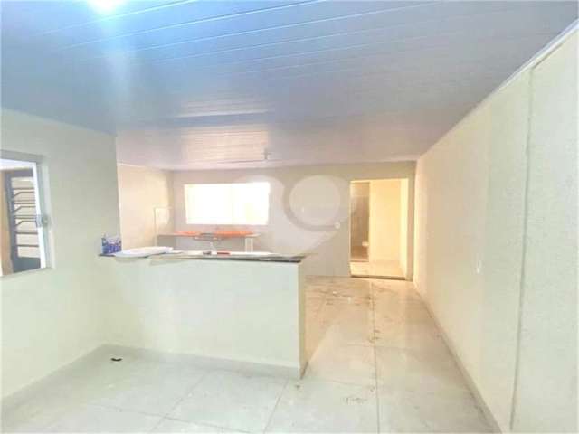 Casa com 2 quartos à venda em Núcleo Habitacional Jardim Bocayuva - SP