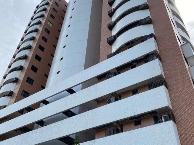 Vende excelente apartamento perto do mar