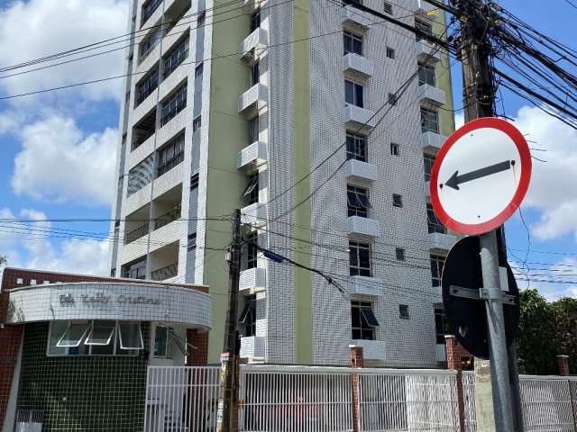 Vende apartamento com excelente localização