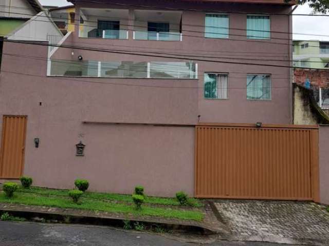 Casa com 6 Quartos à venda, 337m² - Álvaro Camargos