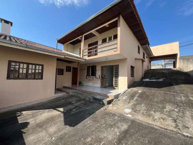 Casa com 5 quartos à venda no Silveira da Motta, São José dos Pinhais  por R$ 790.000