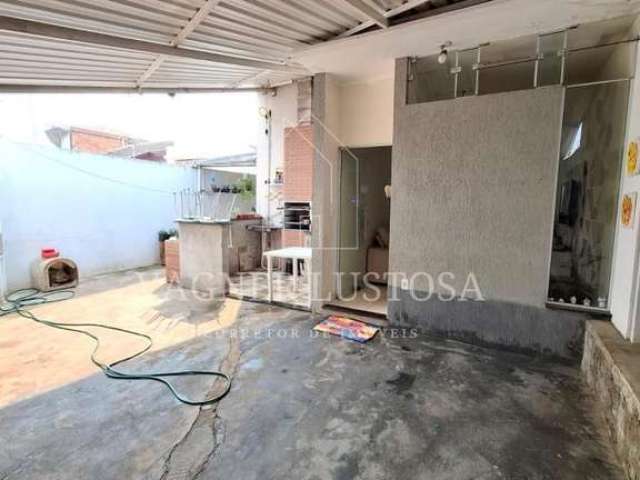 Casa 2 dormitórios para Venda em Mogi Guaçu, Jardim Santa Madalena, 2 dormitórios, 1 banheiro, 2 vagas