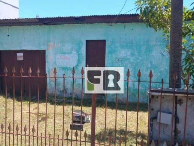 Terreno com três casas, 2 dormitórios cada, à venda- Maria Regina - Alvorada/RS