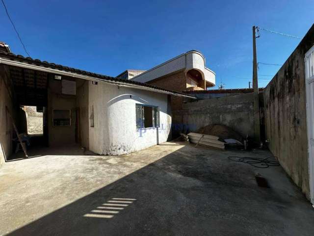 Casa 2 dormitórios em lote inteiro