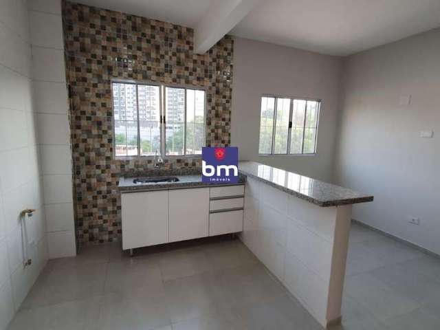 Apartamento para alugar em São Paulo, Parque Reboucas, com 1 quarto, com 42 m²