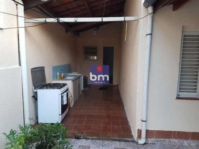 Sobrado à venda em Taboão da Serra, Jardim Mirna, com 3 quartos, com 203 m²