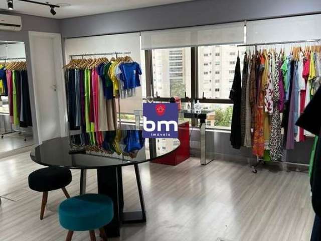 Conjunto à venda em São Paulo, Jardim Londrina, com 36 m²