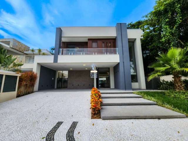 Casa em condomínio fechado com 5 quartos à venda na Riviera, Bertioga  por R$ 9.500.000