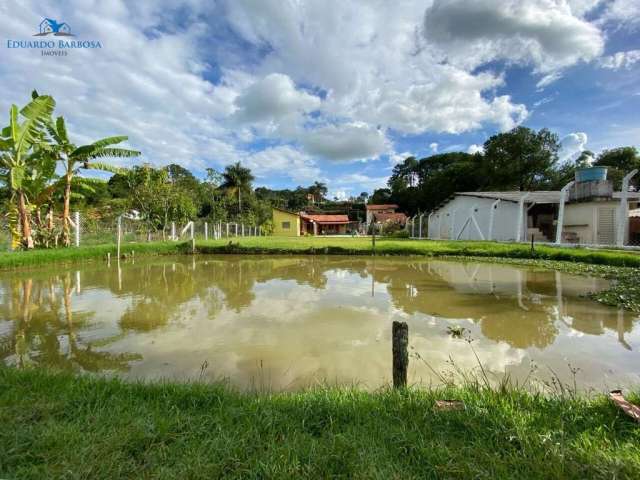 Chácara com lago em Bragança Paulista