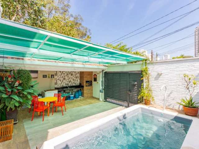 Elegante casa tipo  para venda com 3 quartos, 180m²