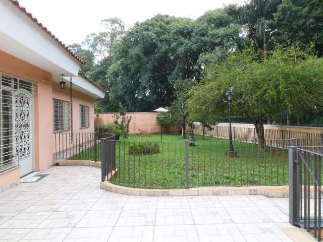 Atraente casa de vila  para venda com 4 quartos, 179m²