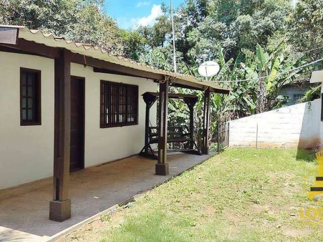 Casa com 3 dormitórios à venda, 170 m² por R$ 350.000,00 - Est Santa Maria do Portão - Atibaia/SP