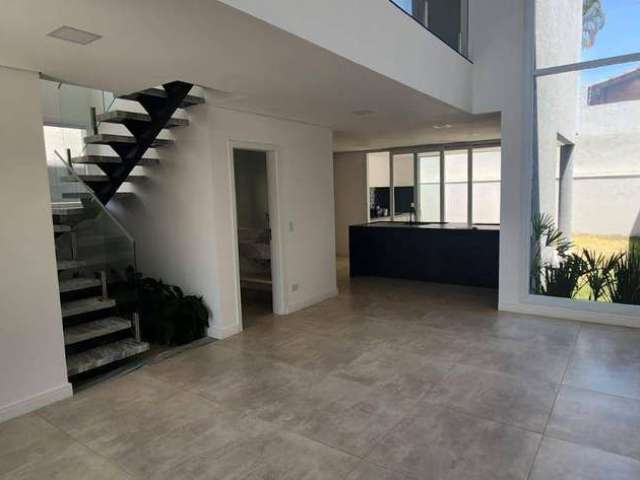 Casa com 3 suítes para alugar, 194 m² por R$ 7.455/mês - Nova Gardênia - Atibaia/SP