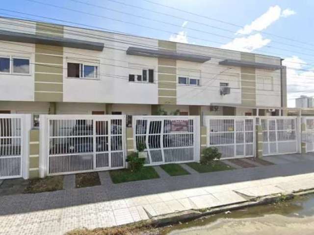 Duplex no Centro de Tramandaí com Frente Leste!