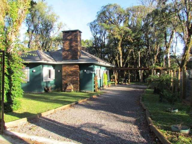 Casa com 2 quartos à venda na Cerejeira, 210, Carniel, Gramado por R$ 1.300.000